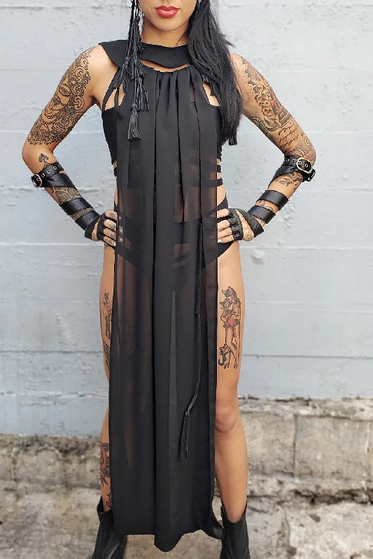 Five and Diamond Desert Dress - twill/chiffon