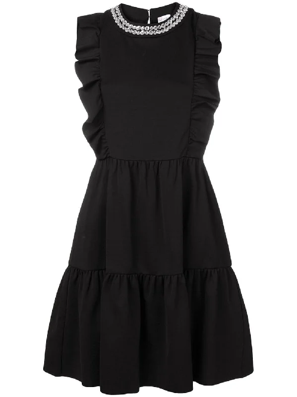 sleeveless ruffled dress