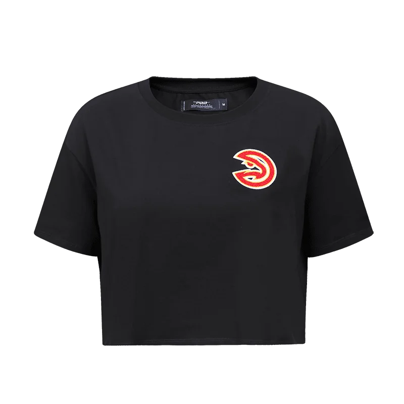 NBA ATLANTA HAWKS CLASSIC WOMEN'S BOXY TEE (BLACK) Front Pockets Side Pockets Patch Pockets