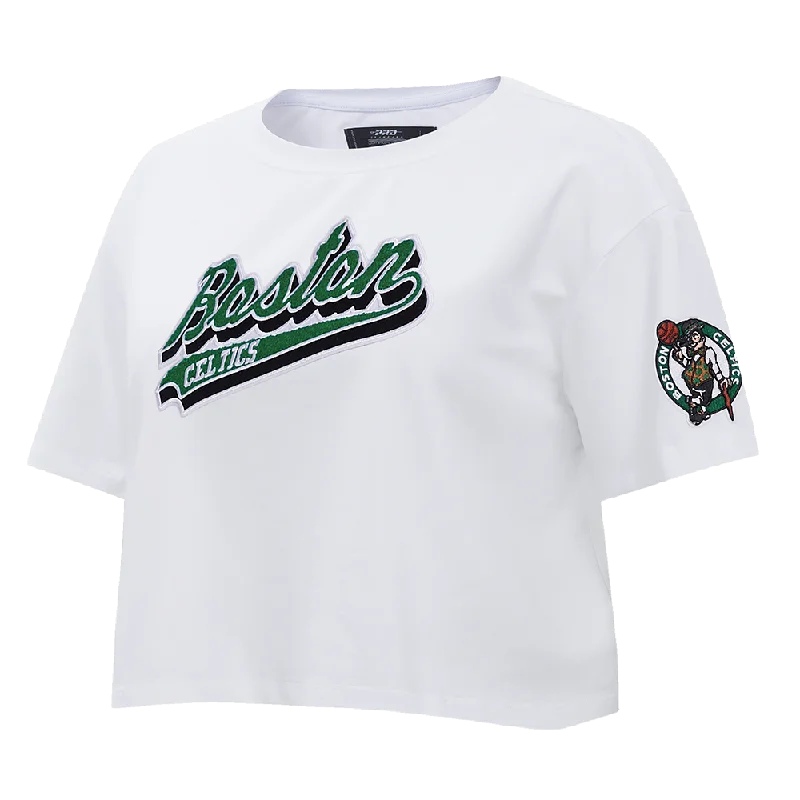 NBA BOSTON CELTICS SCRIPT TAIL WOMEN'S SJ BOXY TEE (WHITE) Fleece Fabric Down Fabric Feather Fabric NBA BOSTON CELTICS SCRIPT TAIL WOMEN'S SJ BOXY TEE (WHITE) Fleece Fabric Down Fabric Feather Fabric