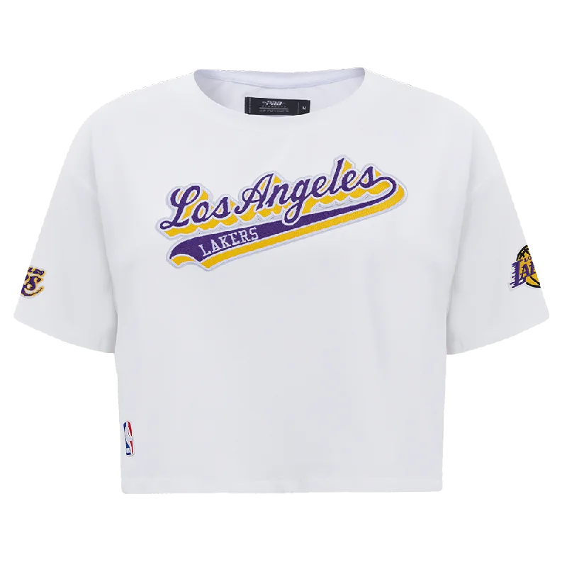NBA LOS ANGELES LAKERS SCRIPT TAIL WOMEN'S SJ BOXY TEE (WHITE) Houndstooth Herringbone Solid NBA LOS ANGELES LAKERS SCRIPT TAIL WOMEN'S SJ BOXY TEE (WHITE) Houndstooth Herringbone Solid