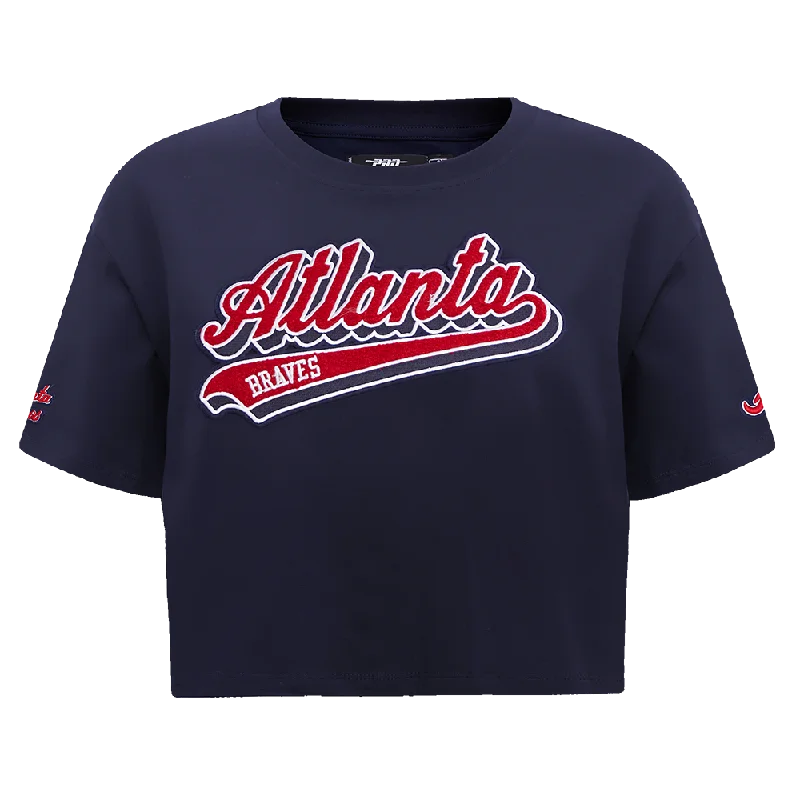 MLB ATLANTA BRAVES SCRIPT TAIL WOMEN'S SJ BOXY TEE (MIDNIGHT NAVY) Chenille Fabric Brocade Fabric Lace Fabric MLB ATLANTA BRAVES SCRIPT TAIL WOMEN'S SJ BOXY TEE (MIDNIGHT NAVY) Chenille Fabric Brocade Fabric Lace Fabric