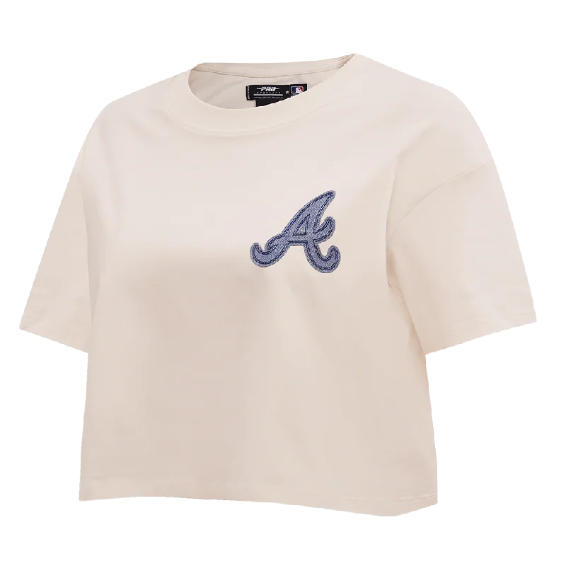 MLB ATLANTA BRAVES VARSITY BLUES WOMEN'S BOXY TEE (LINEN) Faux Fur Fabric Real Fur Fabric Shearling Fabric MLB ATLANTA BRAVES VARSITY BLUES WOMEN'S BOXY TEE (LINEN) Faux Fur Fabric Real Fur Fabric Shearling Fabric