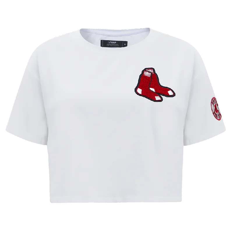 MLB BOSTON RED SOX CLASSIC WOMEN'S BOXY TEE (WHITE) Front Pockets Side Pockets Patch Pockets MLB BOSTON RED SOX CLASSIC WOMEN'S BOXY TEE (WHITE) Front Pockets Side Pockets Patch Pockets