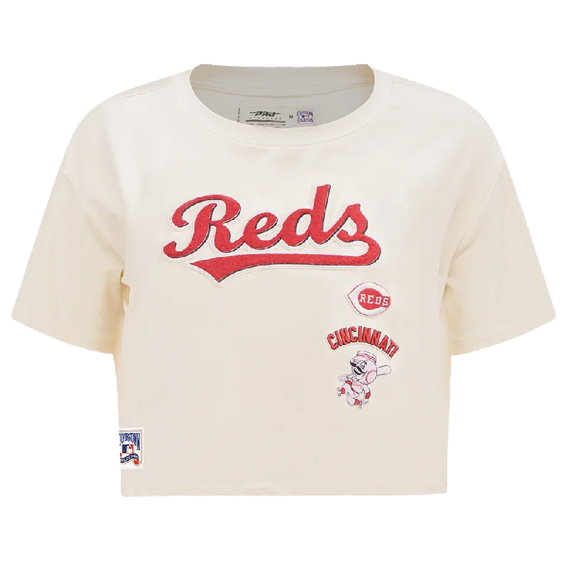 MLB CINCINNATI REDS RETRO CLASSIC WOMEN'S BOXY TEE (EGGSHELL) Houndstooth Herringbone Solid MLB CINCINNATI REDS RETRO CLASSIC WOMEN'S BOXY TEE (EGGSHELL) Houndstooth Herringbone Solid